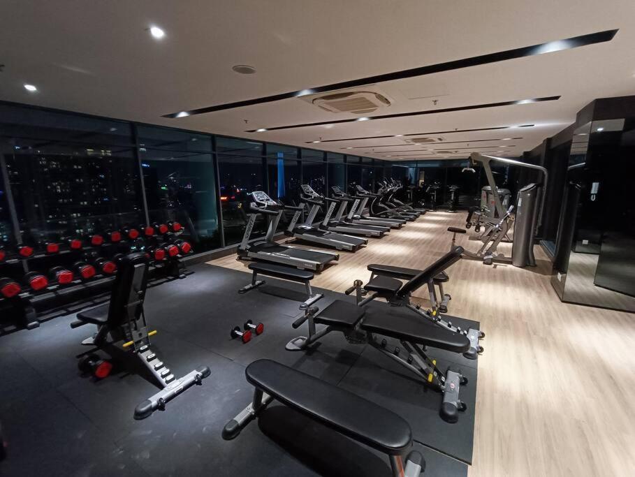 Апартаменти Cl 27A Insta Klcc View & Infinity Pool View Куала-Лумпур Екстер'єр фото