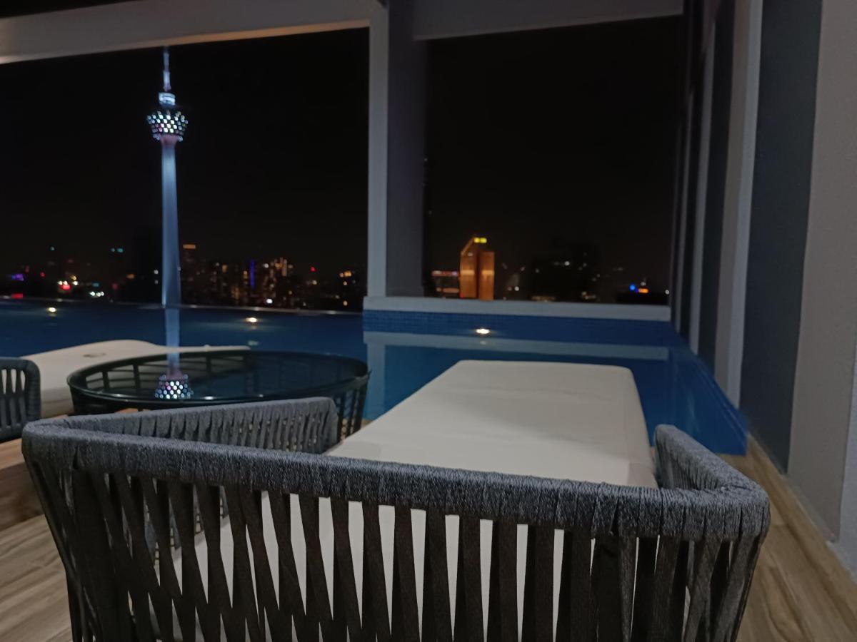 Апартаменти Cl 27A Insta Klcc View & Infinity Pool View Куала-Лумпур Екстер'єр фото